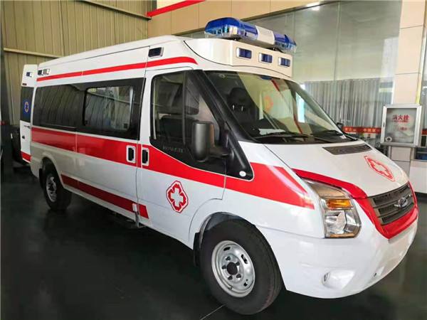 阳新县福特V362救护车